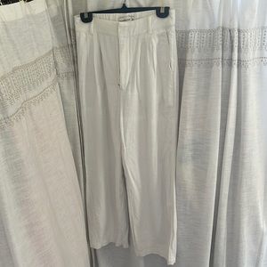 Abercrombie & Fitch White Linen Pants